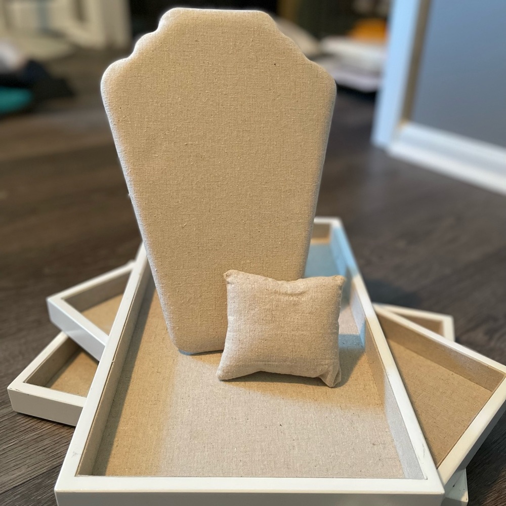 Jewelry Display Items